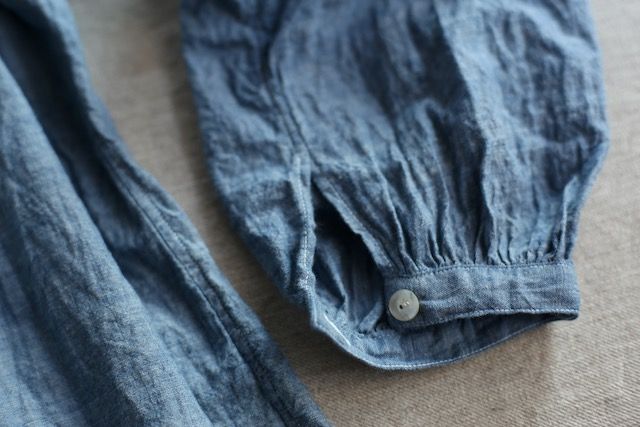 カディコットン 前ボタンブラウス khadi cotton blouse 「藍先染めシャンブレー/Indigo」