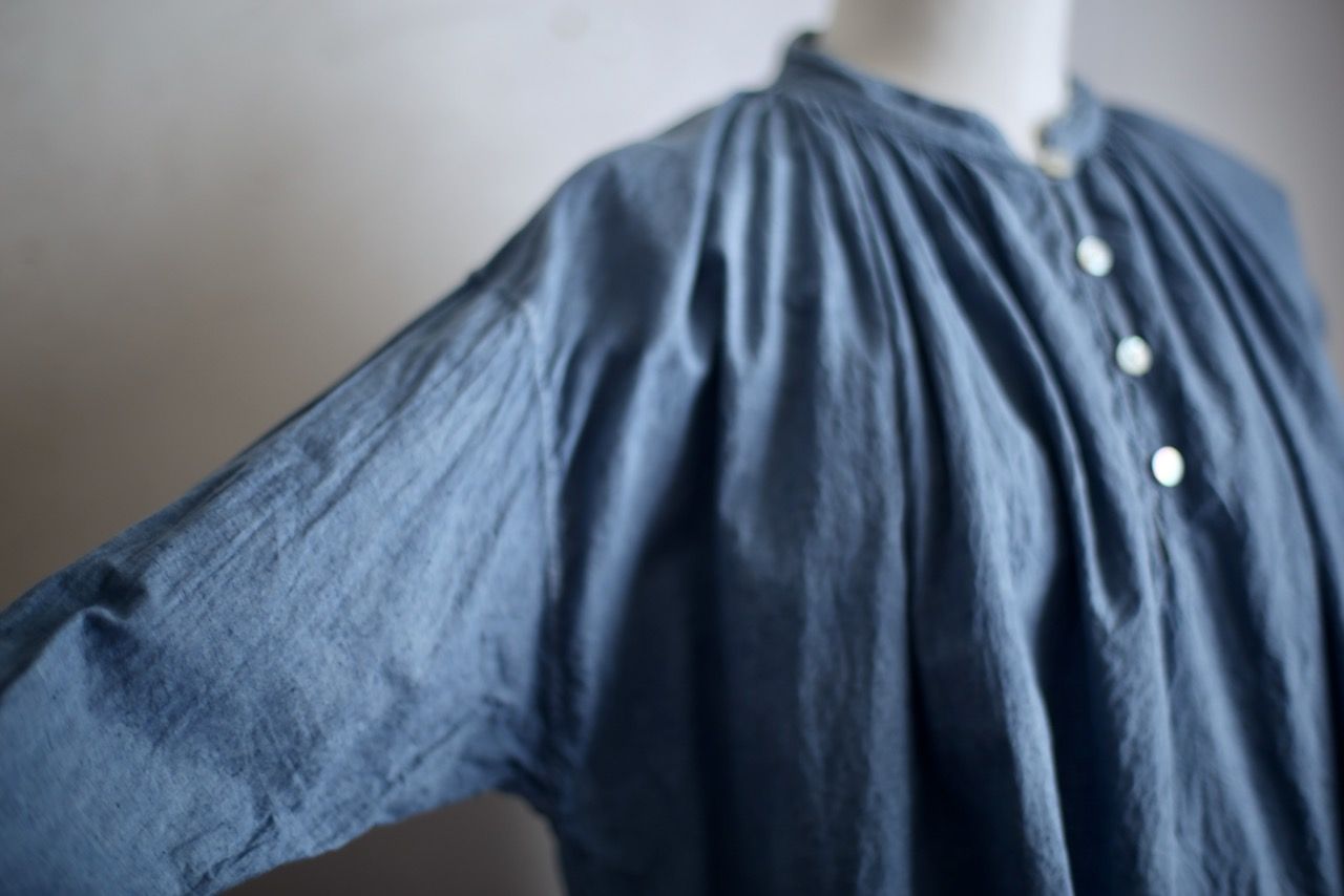 カディコットン カウント100 ギャザーブラウス khadi cotton pullover blouse 「薄藍/Light indigo」