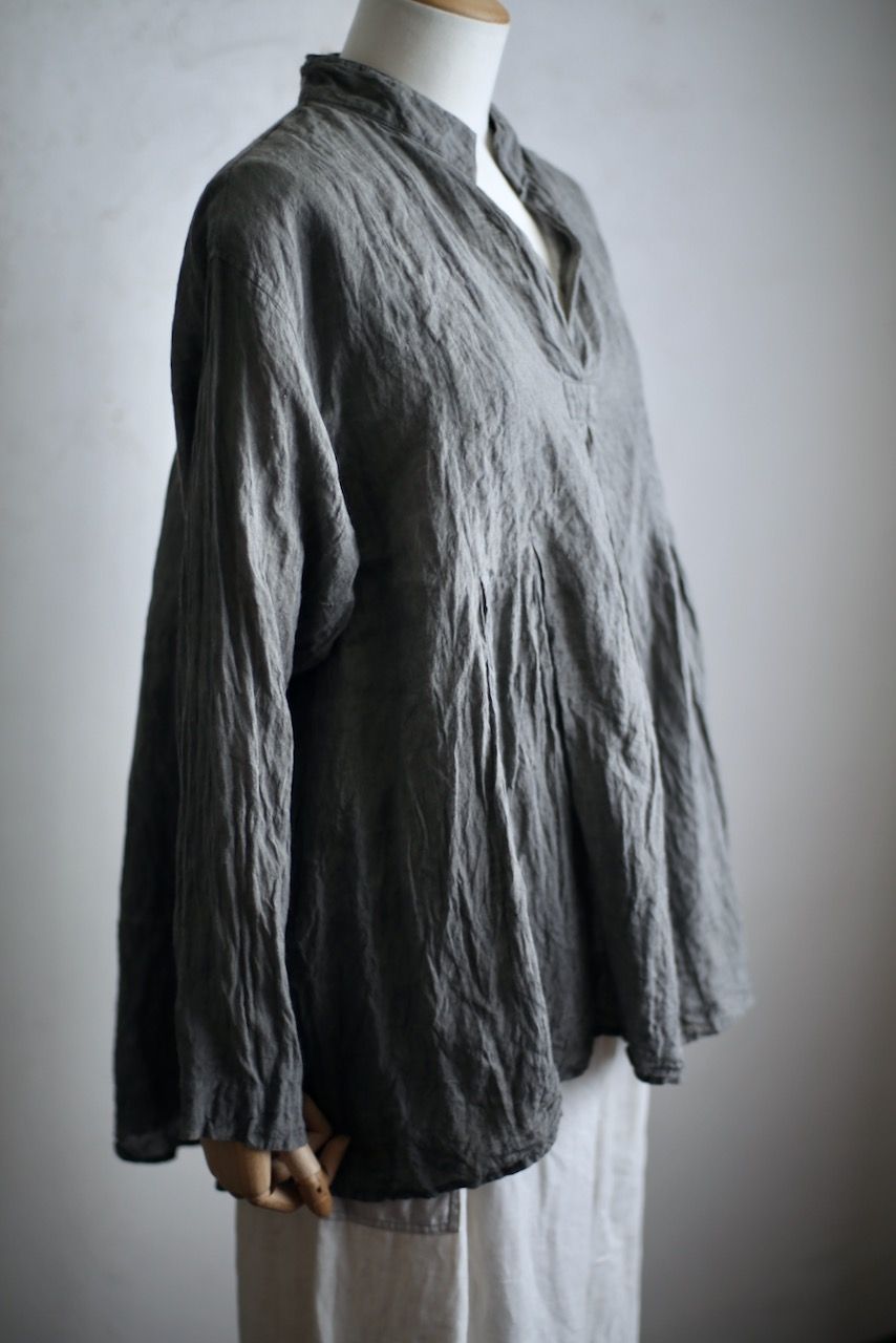 リネン プルオーバーブラウス Linen pull-over blouse「墨/Charcoal」