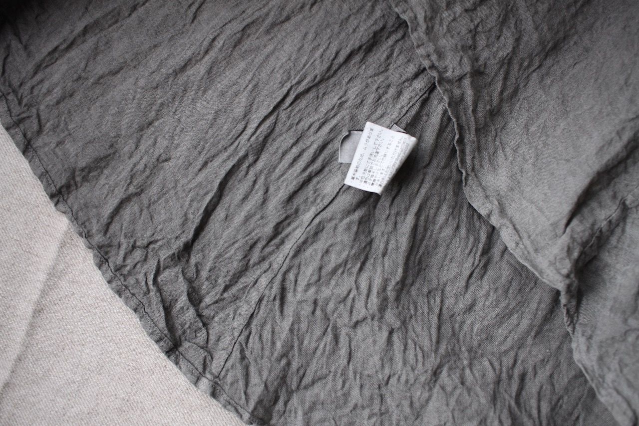 リネン プルオーバーブラウス Linen pull-over blouse「墨/Charcoal」
