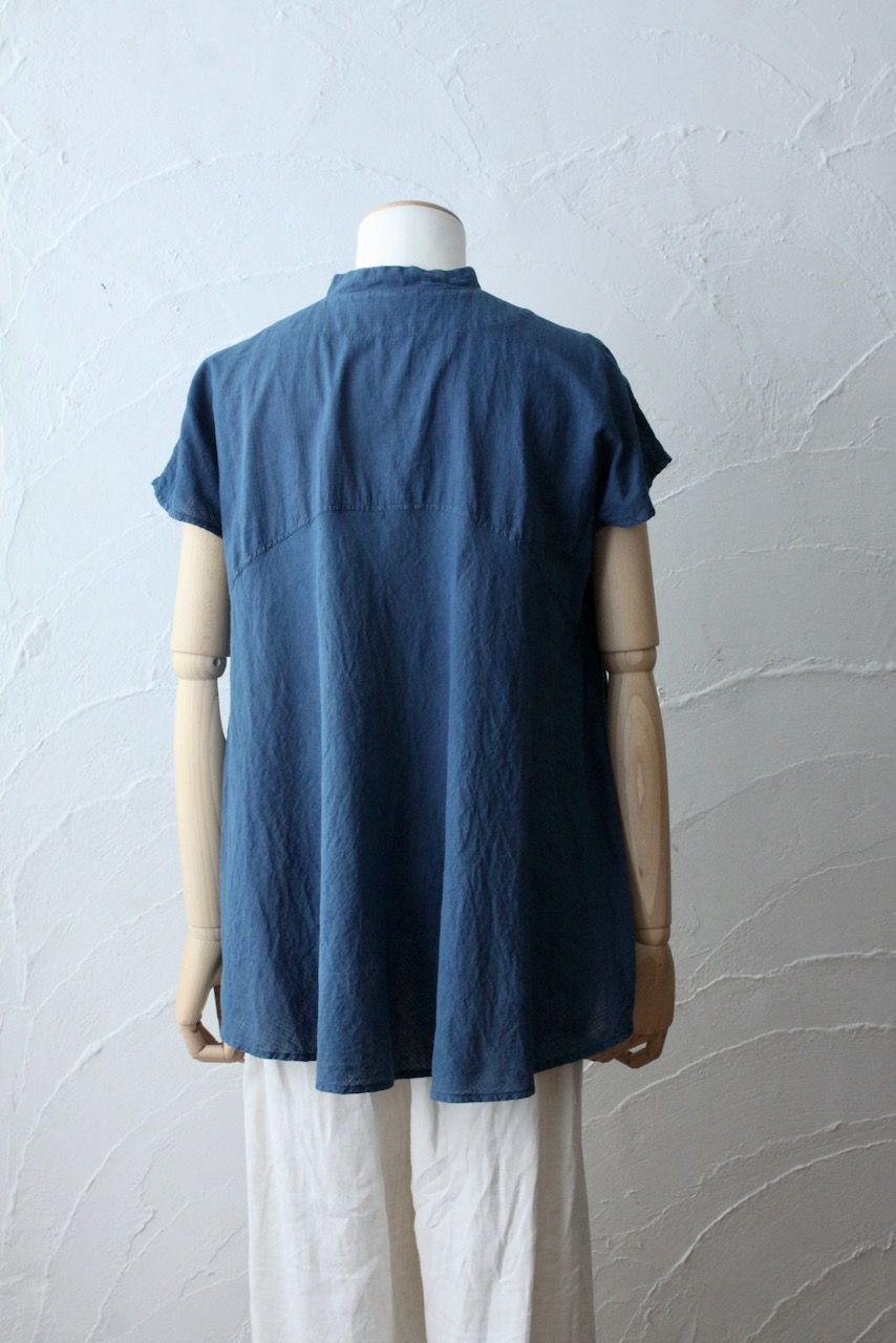 カディコットン シノワズリブラウス/Khadi cotton pullover blouse 「チェック織り 藍と墨/Indigo and charcoal」