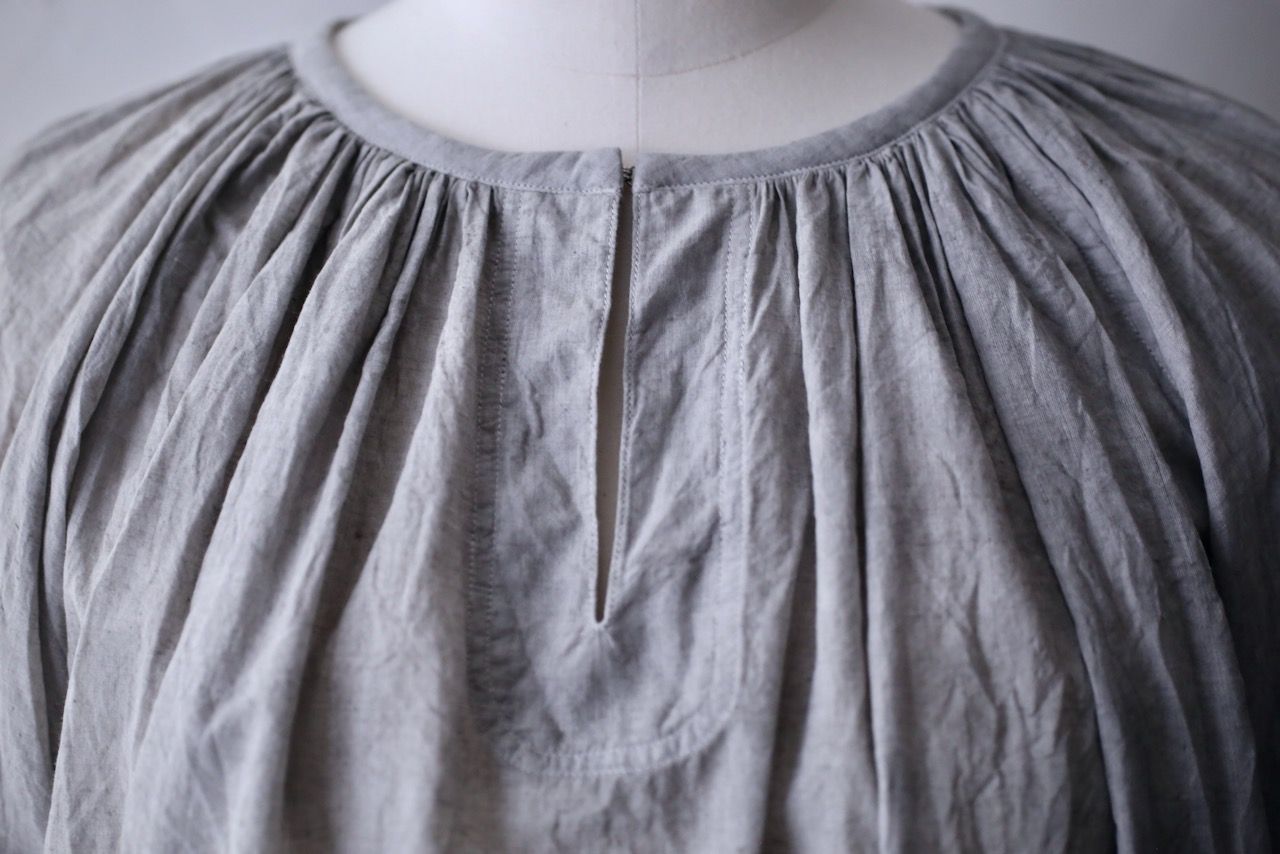 カディコットン 200カウントブラウス/Khadi cotton pullover blouse「墨/Charcoal」