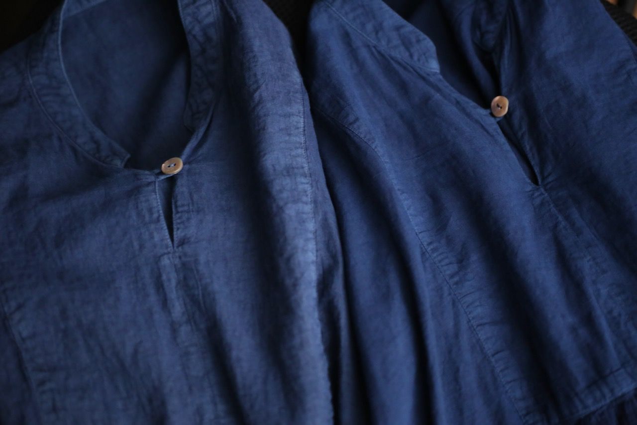 コットンローン パネル切り替えブラウス/ Cotton lawn blouse 「藍と墨/Indigo and charcoal」
