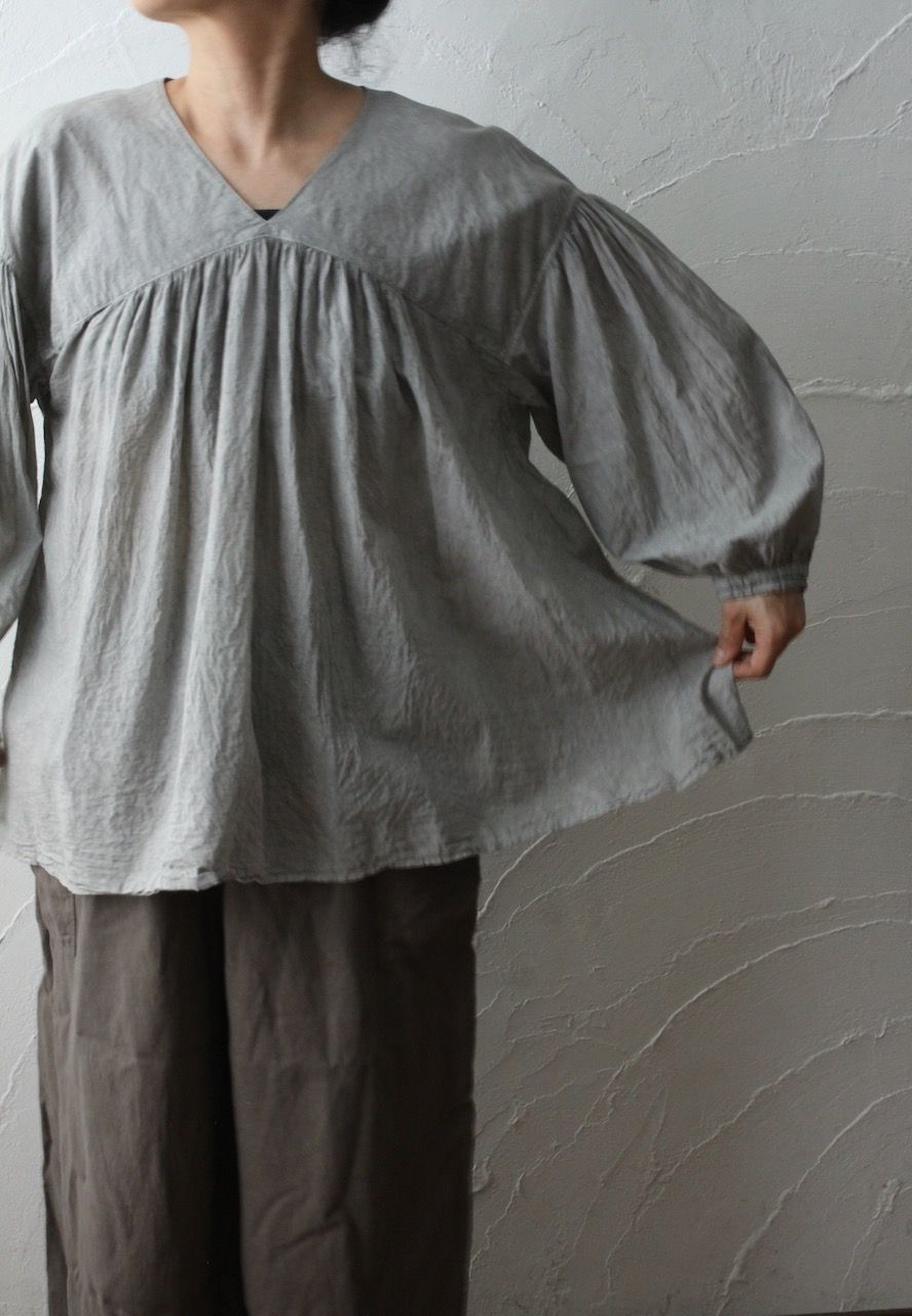 カディコットン カウント100 バルーン袖ブラウス khadi cotton pullover blouse 「藍と墨/Indigo and charcoal」