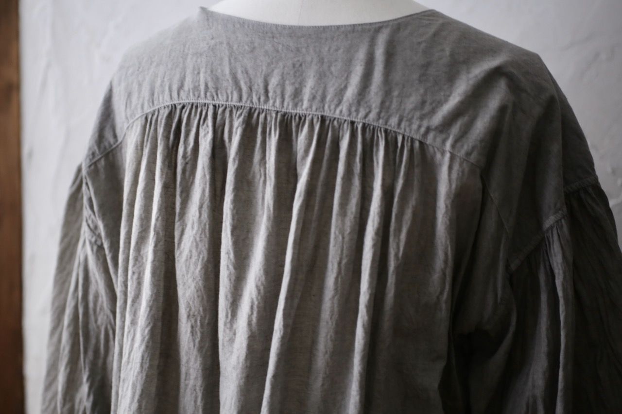 カディコットン カウント100 バルーン袖ブラウス khadi cotton pullover blouse 「墨/Charcoal」