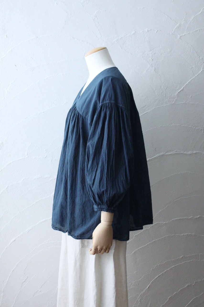 カディコットン カウント100 バルーン袖ブラウス khadi cotton pullover blouse 「藍と墨/Indigo and charcoal」