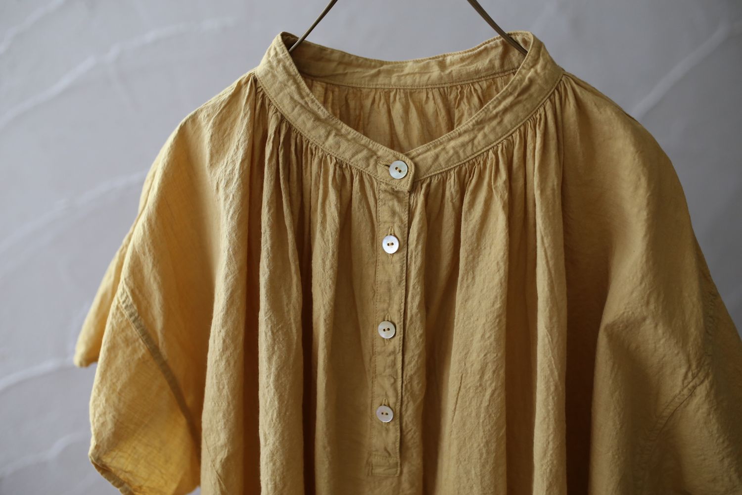 コットンローン バンドカラーブラウス/Cotton lawn blouse「辛子色/Mustard」7/28追加しました！