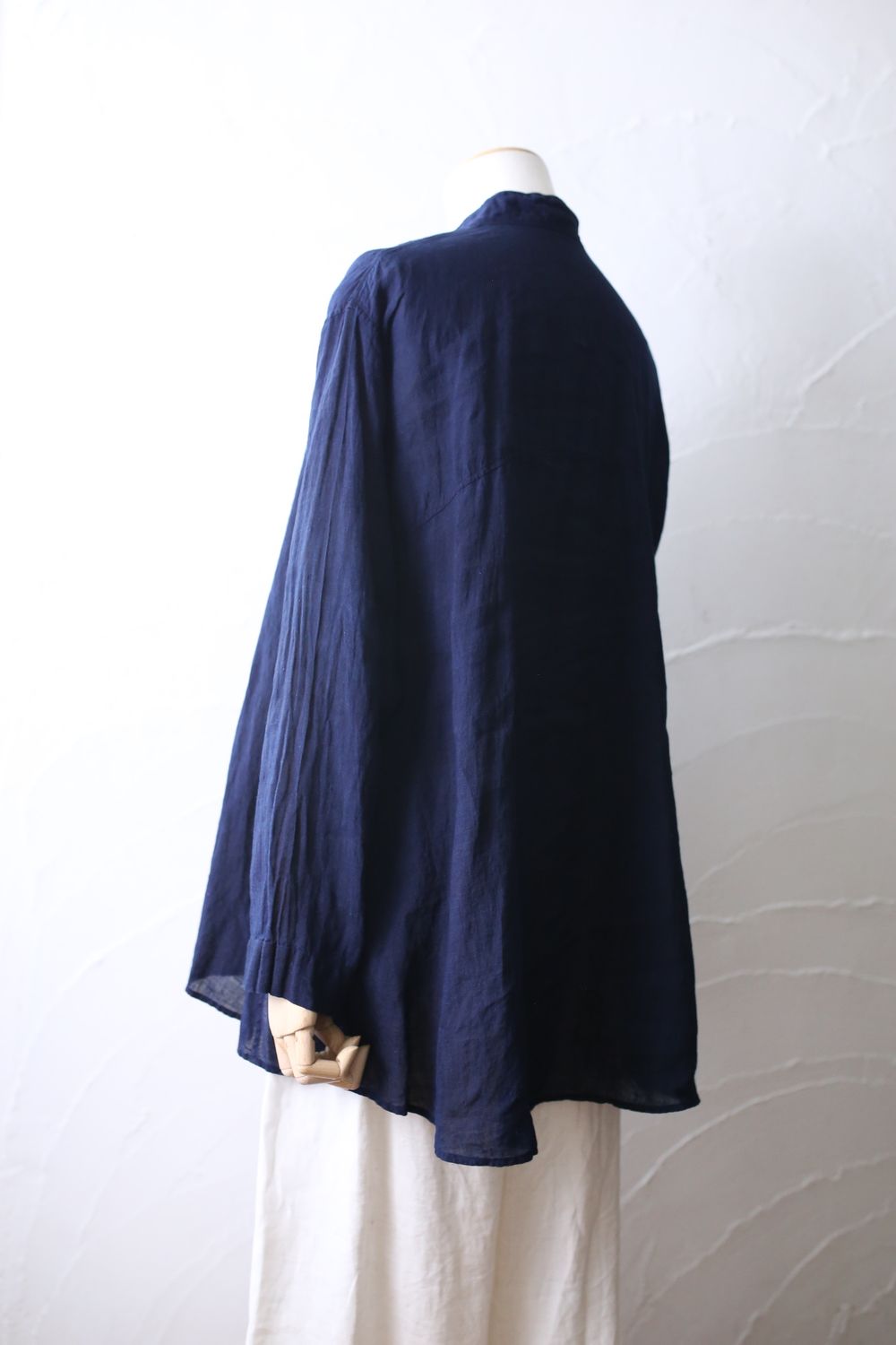 リネン プルオーバーブラウス Linen pull-over blouse「本藍発酵建て 濃紺/Deep Indigo」7/28追加しました！