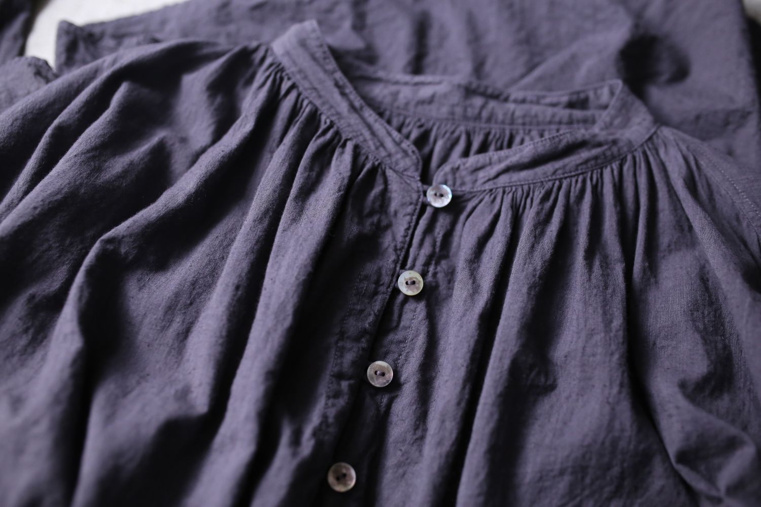 カディコットン カウント100 ギャザーブラウス khadi cotton pullover blouse 「ぶどう/Grape」