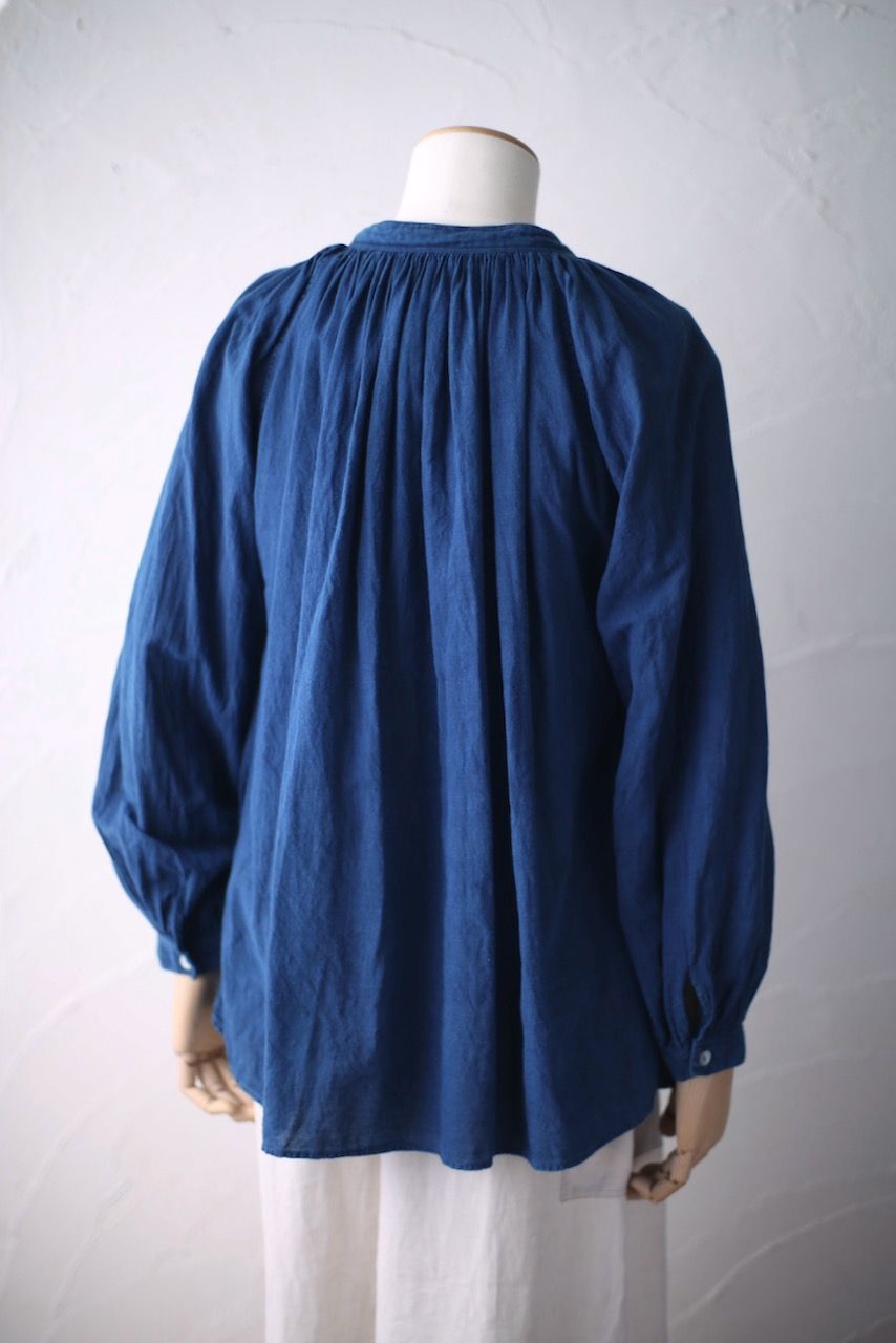 カディコットン ボーのブラウス/Khadi cotton blouse「藍シャンブレー➕藍後染め/Indigo」