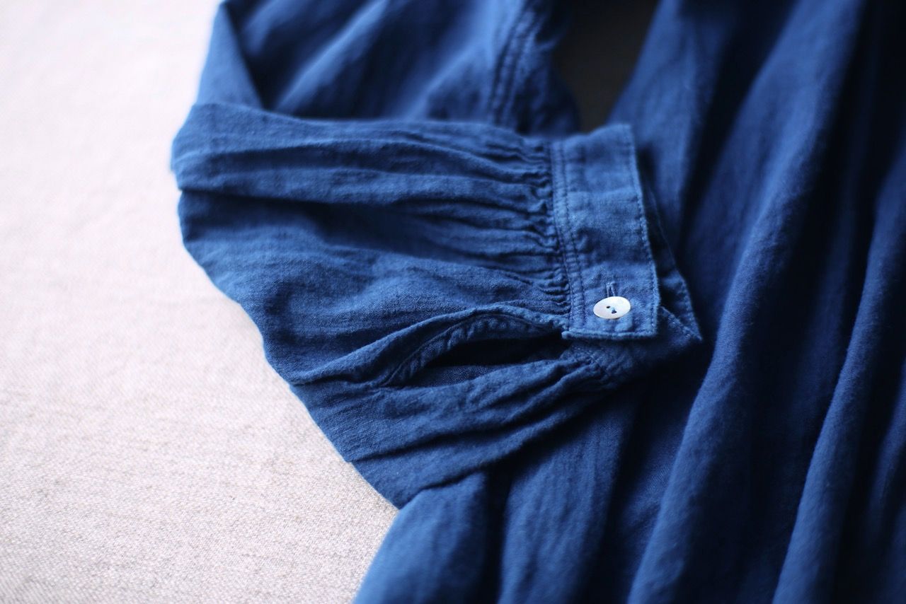 カディコットン ボーのブラウス/Khadi cotton blouse「藍シャンブレー➕藍後染め/Indigo」
