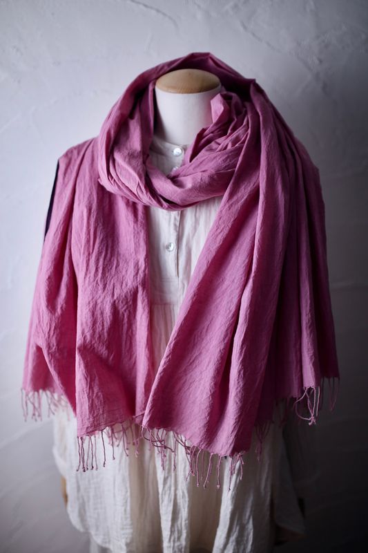 カディコットン 大判ストール Khadi cotton scarf 「チェリー/Cherry」 カディコットン 大判ストール Khadi cotton scarf 「チェリー/Cherry」