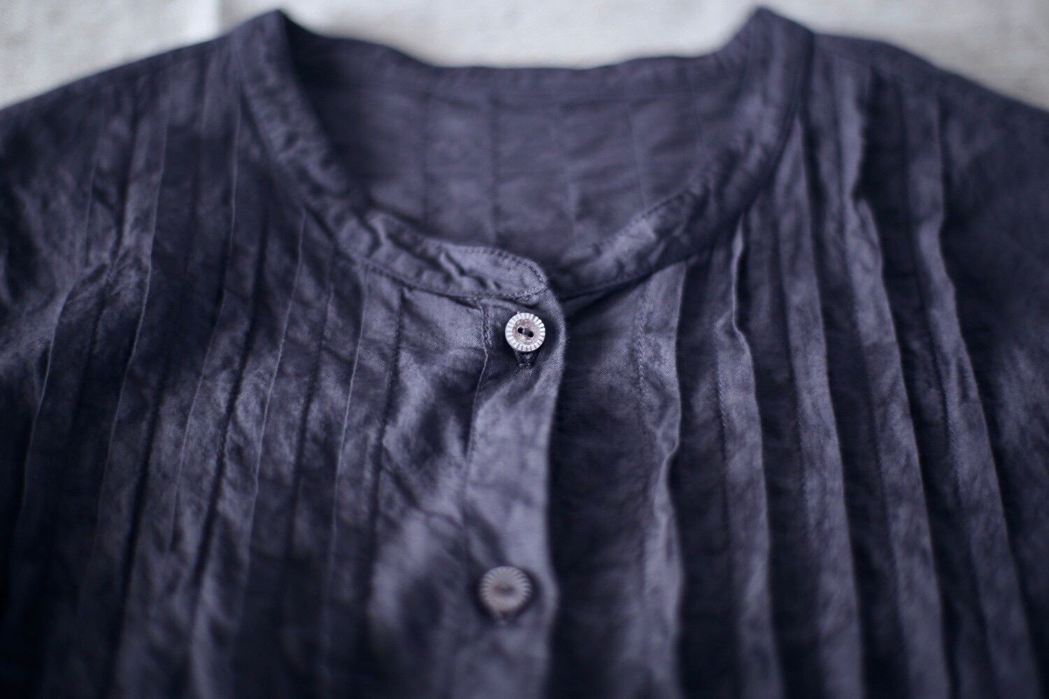 カディコットン カウント100 ピンタックブラウス/Khadi cotton pin-tucked blouse「ぶどう/Grape」
