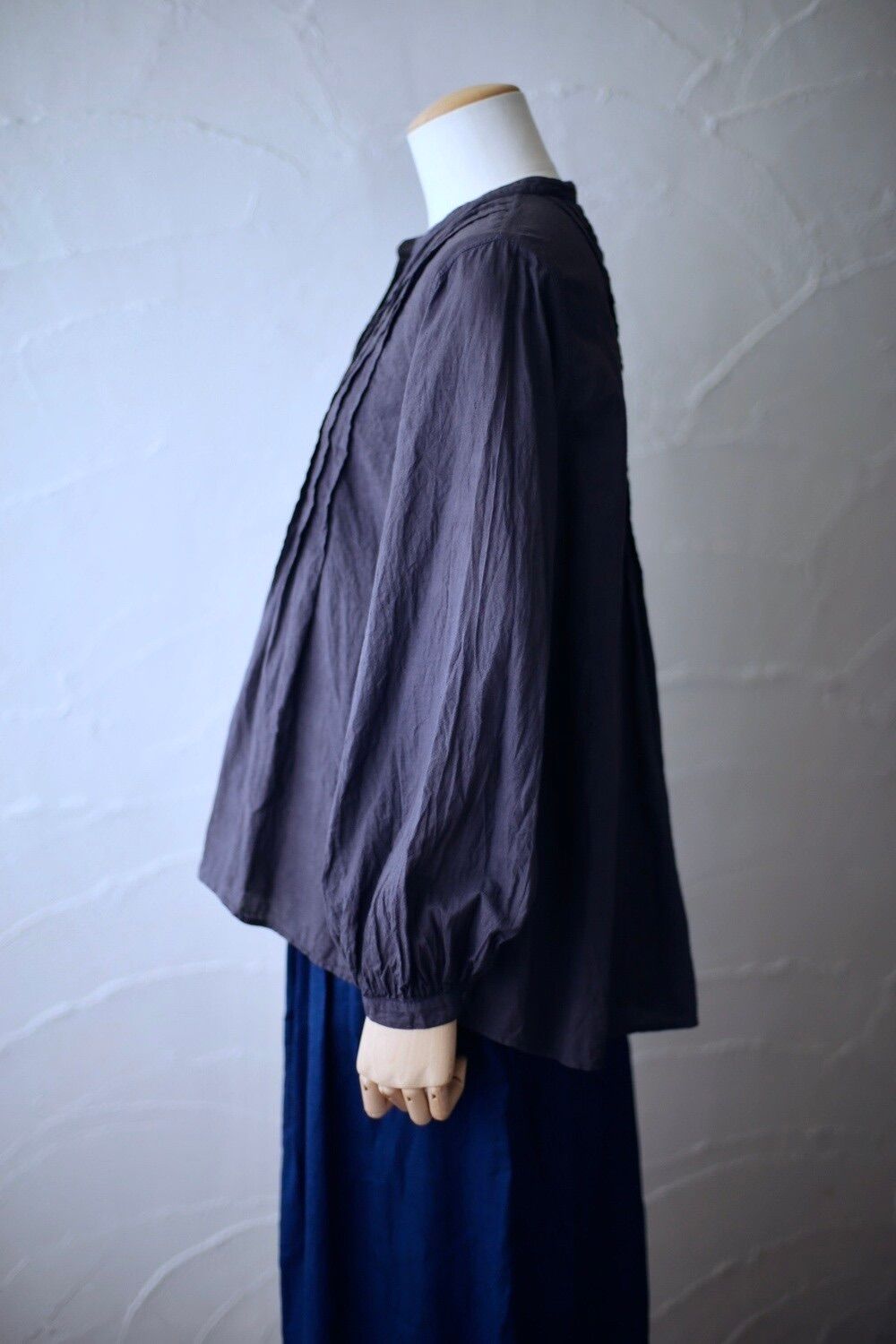 カディコットン カウント100 ピンタックブラウス/Khadi cotton pin-tucked blouse「ぶどう/Grape」