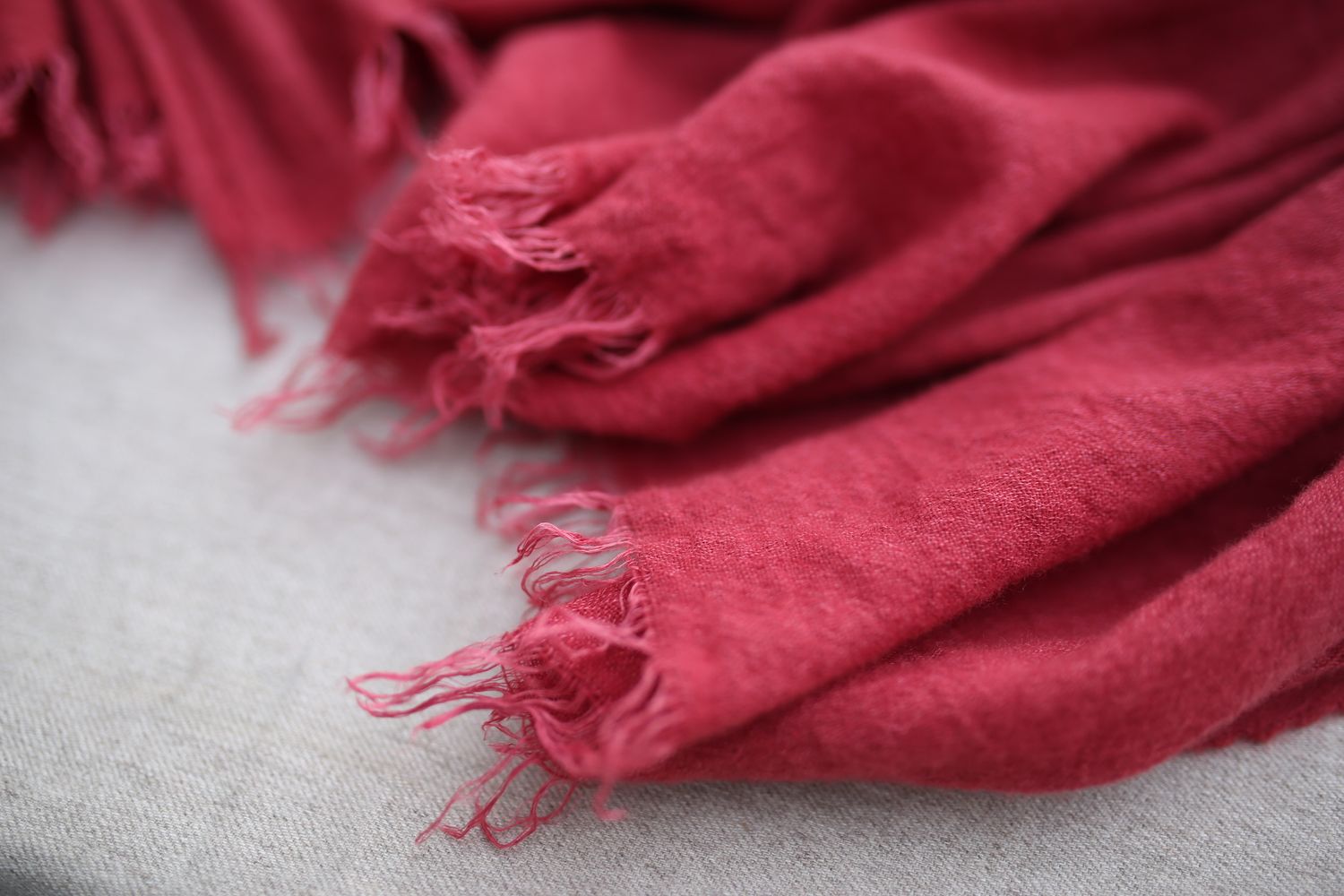 ウールリネンストール Woollen linen scarf 「茜色/Madder root」