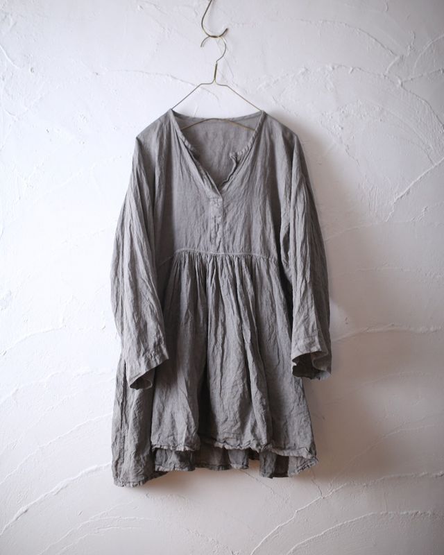 リネン ギャザー プルオーバー Linen pull-over blouse 「墨/Charcoal」