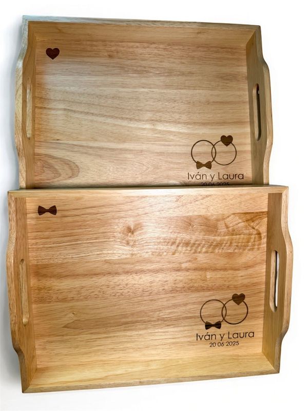Par de bandejas de madera grabadas - Diseño 1