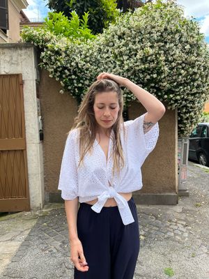Daisy top