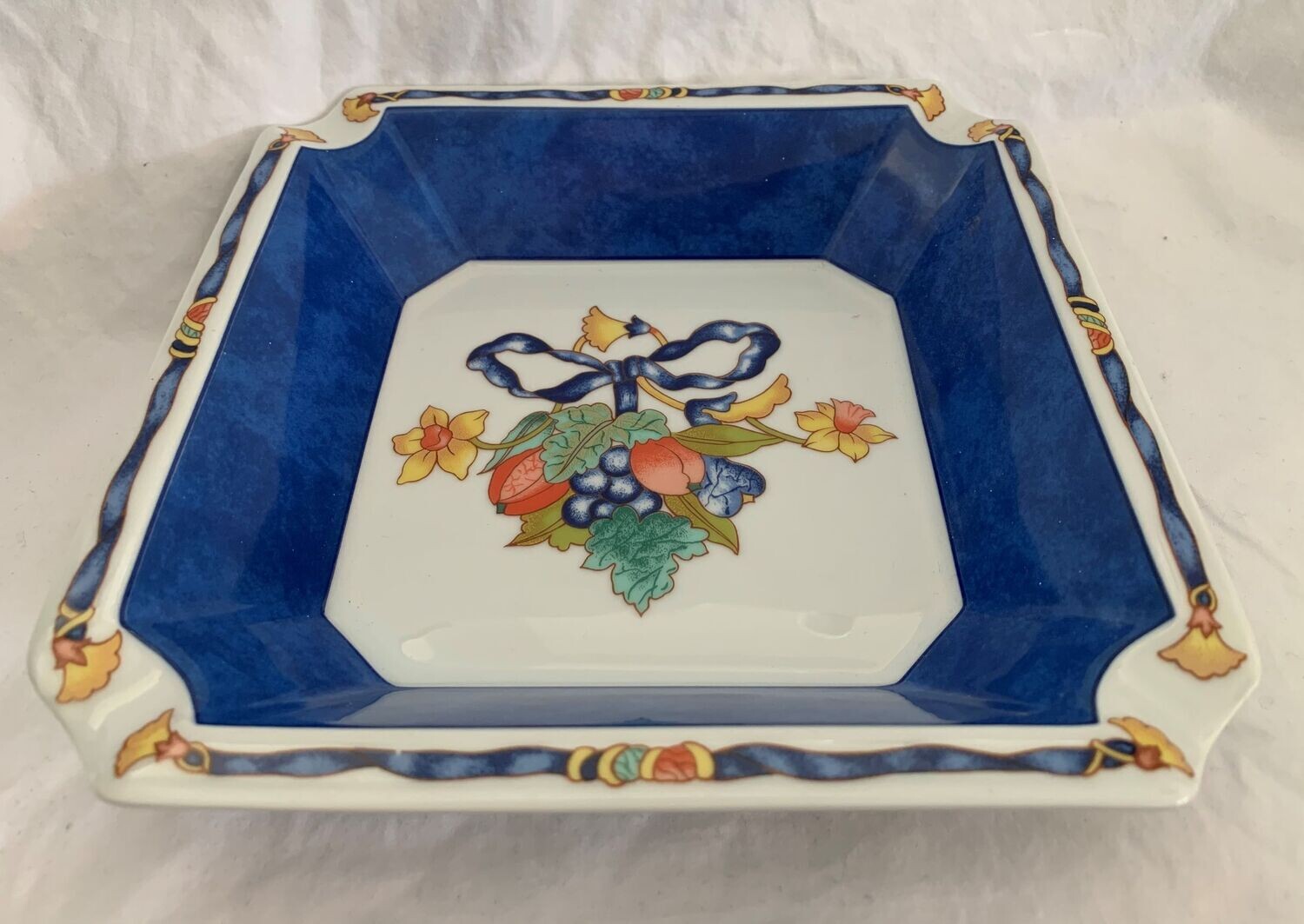 Asbak "Borghèse"; Bernardaud, Limoges