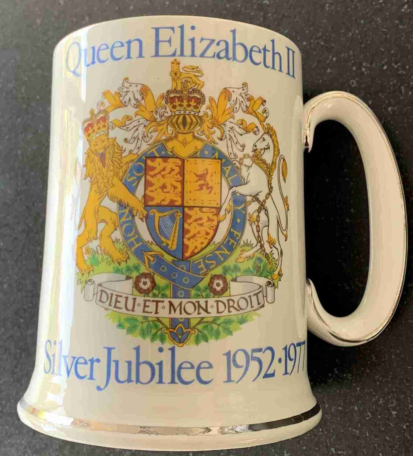 Commemorative mug Queen Elizabeth II Silver Jubilee 1952-1977