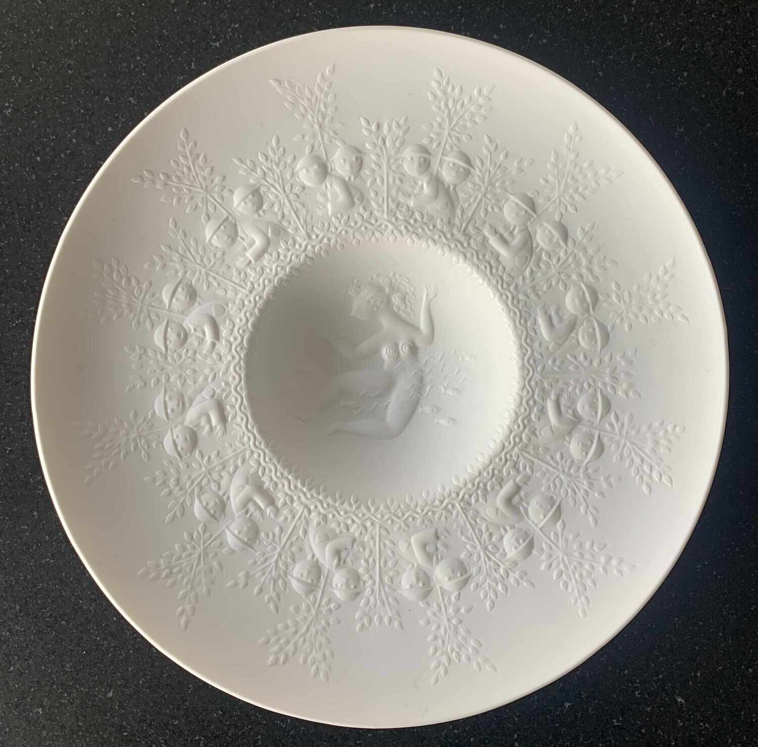 ​Porcelain plate Bjørn Wiinblad.