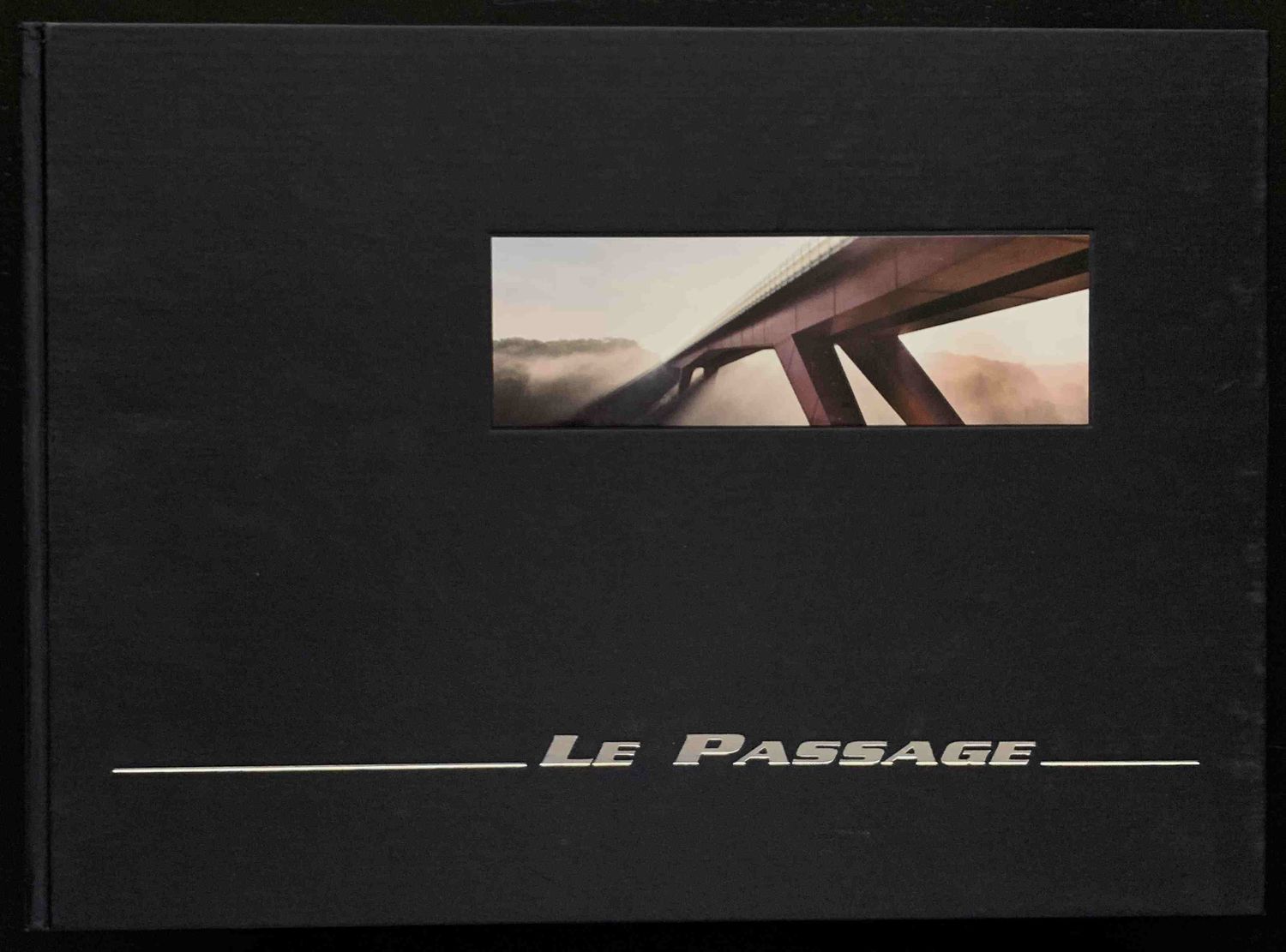 Arnaud Quaranta, Le Passage, Luxembourg : Éditions Everest, 1999.