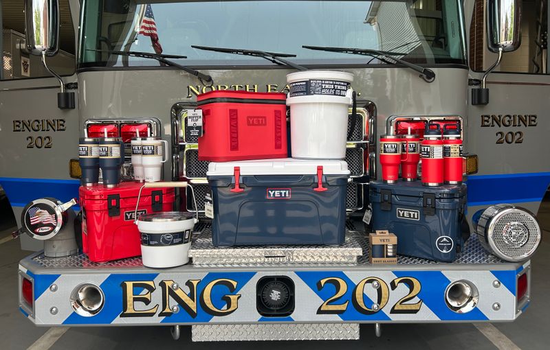 🔥 RED, WHITE &amp; YETI 🔥