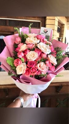 31 Roses Bouquet with Happy birthday helium balloon 