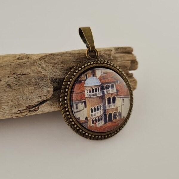 Medaillon "Scala del Bovolo"  Bronze