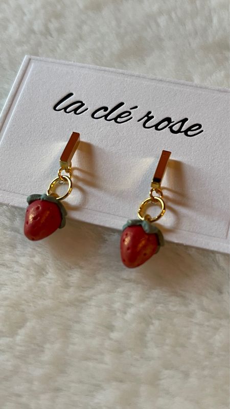 Petites Fraises Earrings