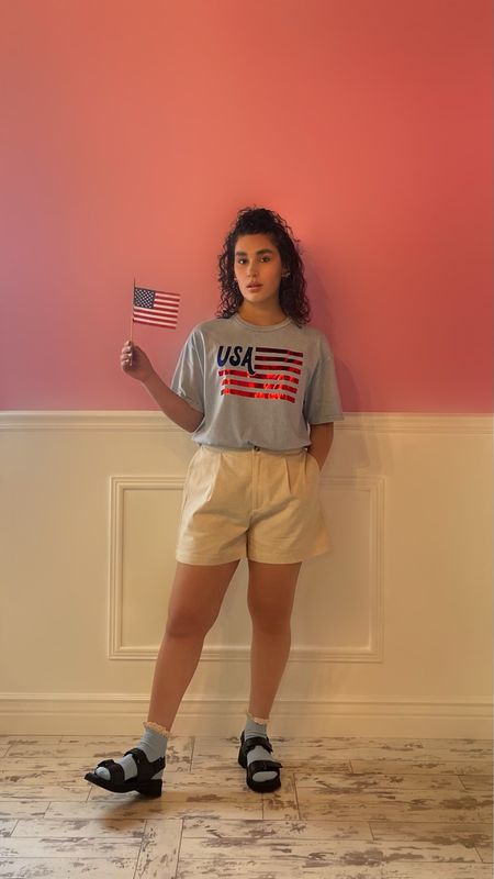 USA Graphic Tee