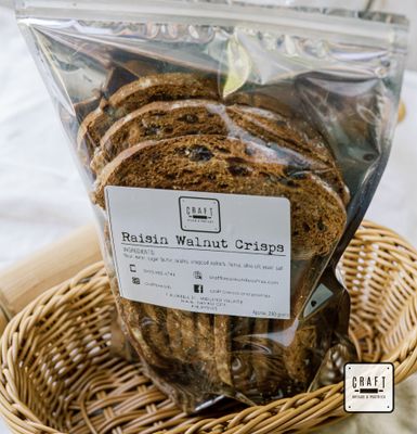 Raisin Walnut Crisps