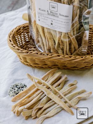 Black & White Sesame Grissini