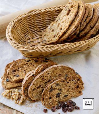 Raisin Walnut Crisps