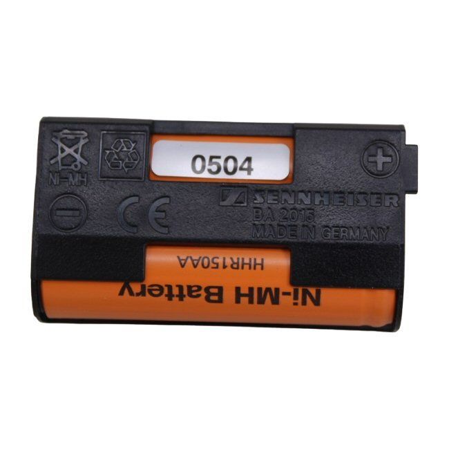 BA 2015 Battery pack NiMH for G2 G3 G4 bodypacks (PROMOTIONAL PRICE) Sennheiser black plastic battery pack BA 2015 containing two brown NiMH rechargeable batteries on a white background