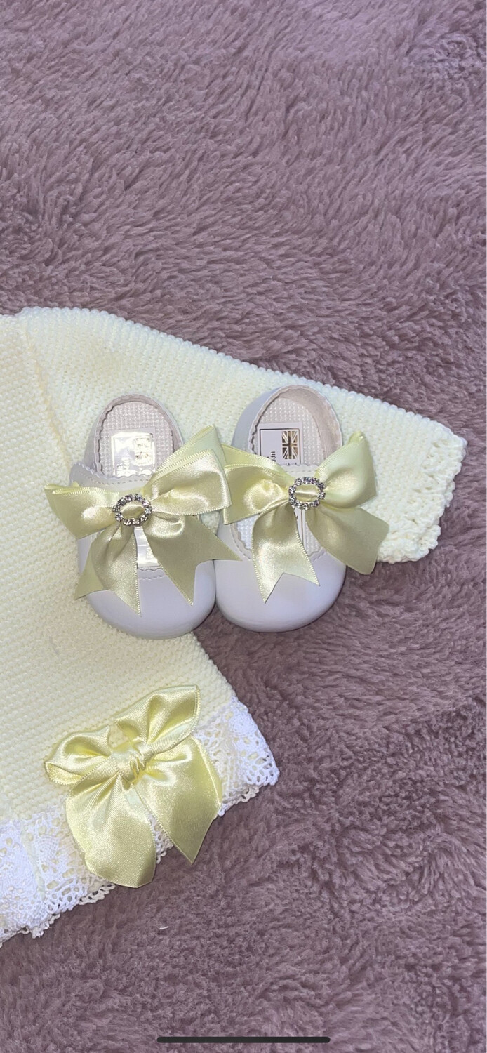 Lemon Bow Shoes