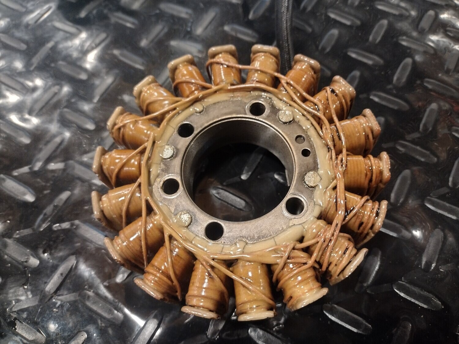 2000 VICTORY V92SC Charging Stator Magneto Generator Alternator (14928 MI)