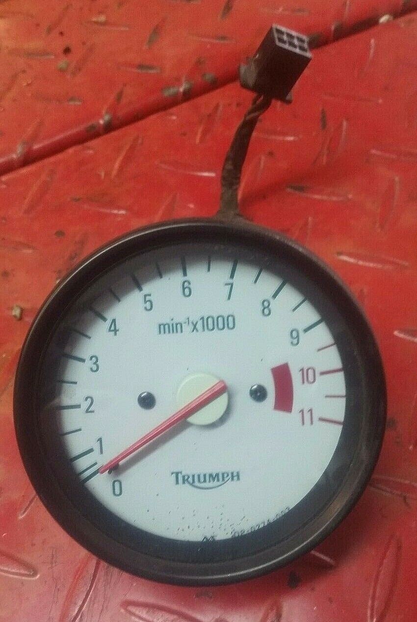 Triumph Tiger 955i  Tach Tachometer RPM Gauge Meter Instrument OEM # T2504116