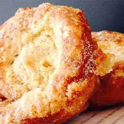 butterscotch crumb bun