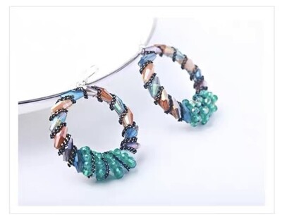 Twisting rhinestone earrings