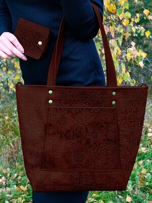 FAЇNA Dahlia - Burgundy | Handcrafted Embossed Genuine Leather Tote Bag