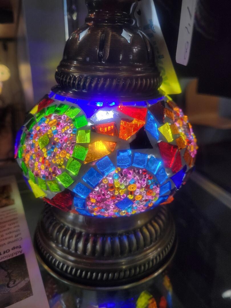 Turkish Lamp with Multicolored Circle Pattern