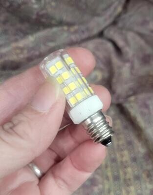 4 watt LED hard candelabra bulb