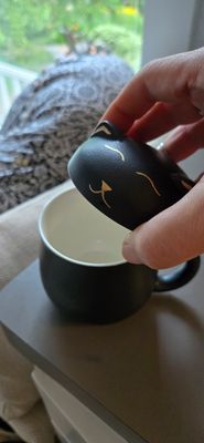 Mugs