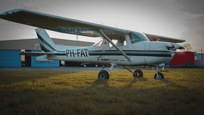 Charter Cessna C150 - 1 Stunde