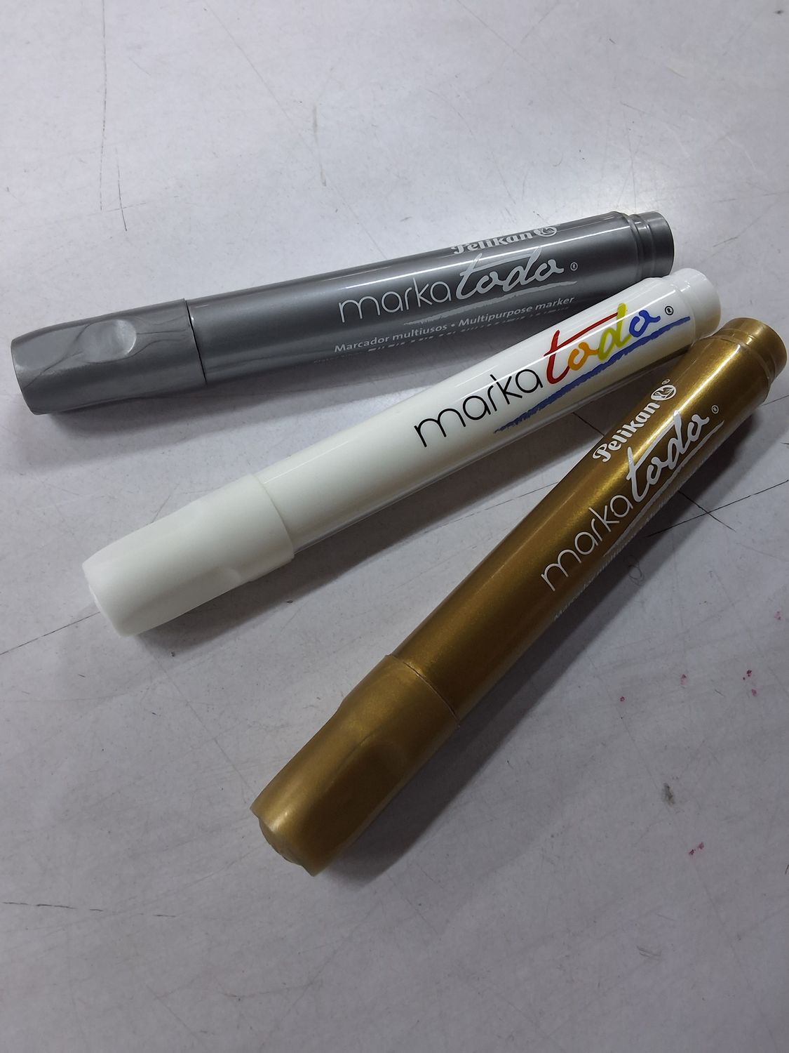 Marcador Marcatodo Blanco Pelikan A Base De Tempera, Colores: Blanco