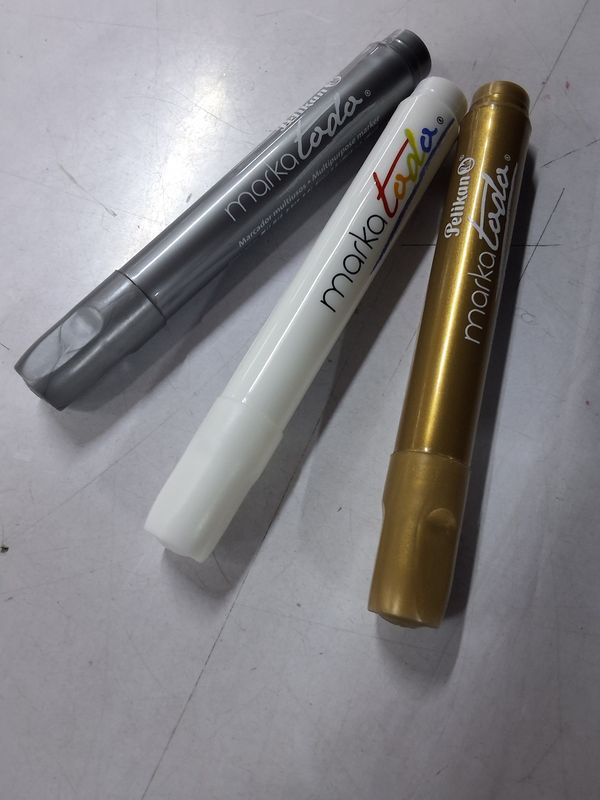 Marcador Marcatodo Blanco Pelikan A Base De Tempera