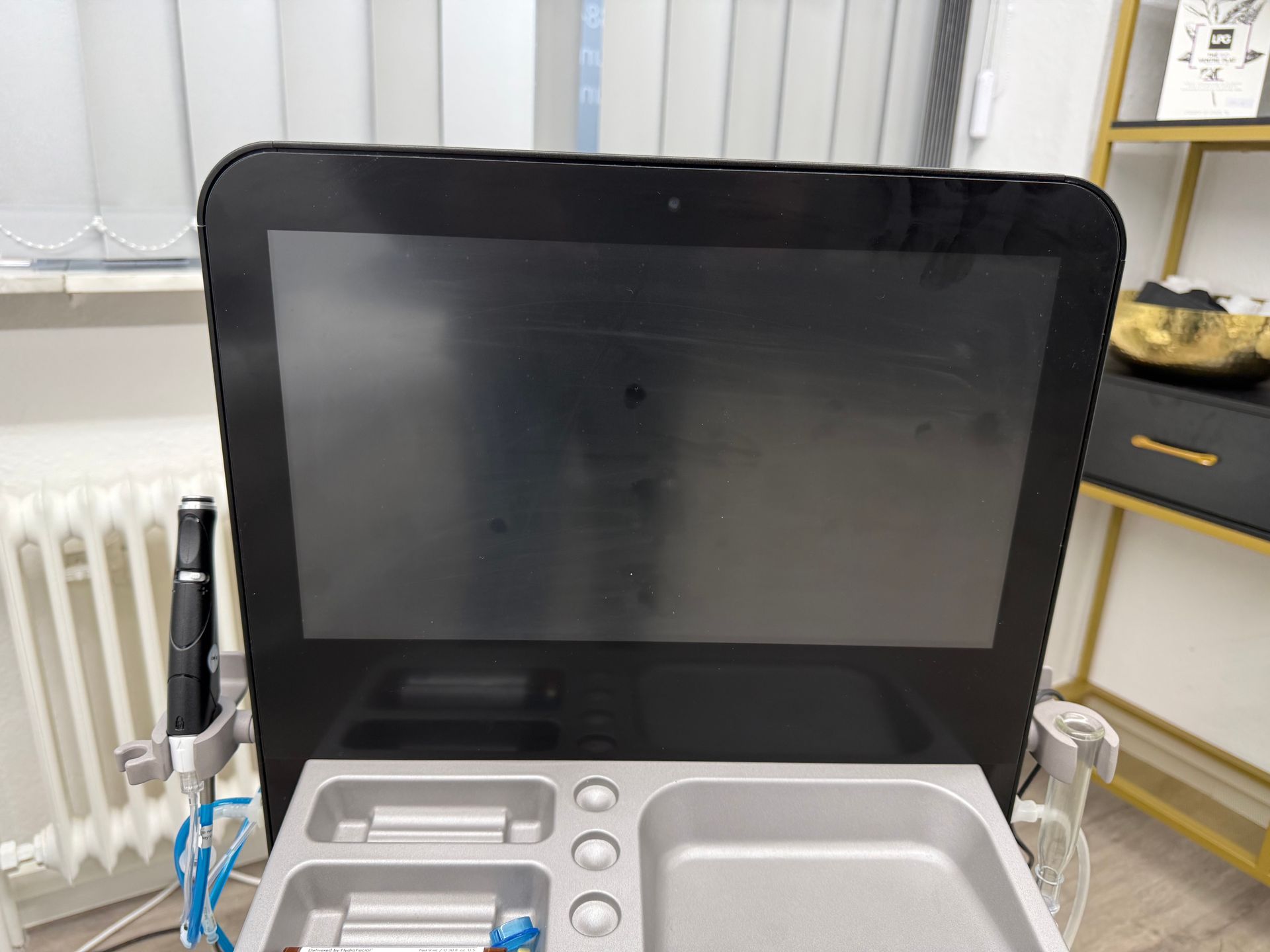 Hydrafacial