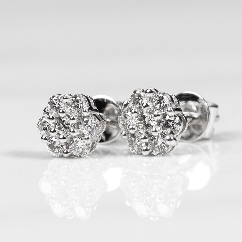 14k White Gold Flower Cluster 0.25Ct Diamond Earrings