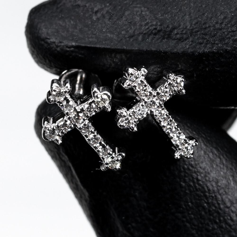 Small 14K White Gold 0.26Ct Diamond Cross Stud Earrings